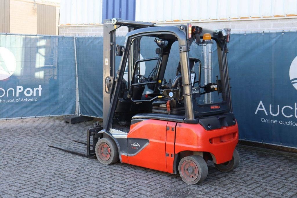 Frontstapler typu Linde E16P-02, Gebrauchtmaschine v Antwerpen (Obrázek 3)