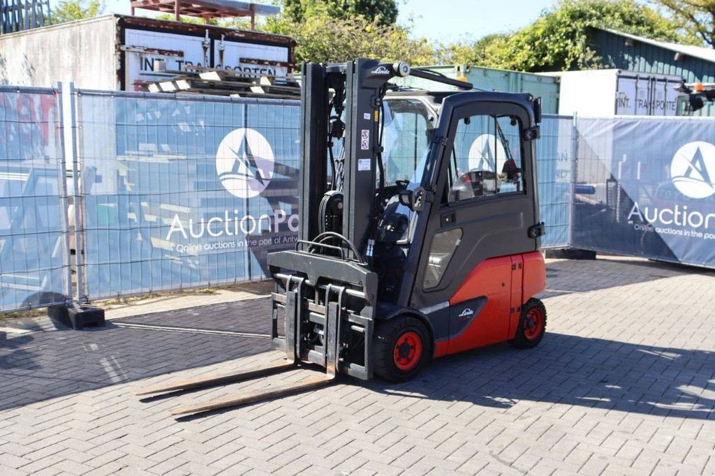 Frontstapler typu Linde E16P-02, Gebrauchtmaschine v Antwerpen (Obrázek 11)