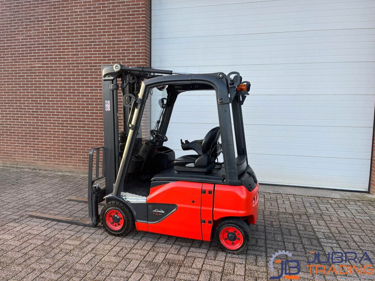 Frontstapler типа Linde E16P-02, Gebrauchtmaschine в Buggenum (Фотография 2)