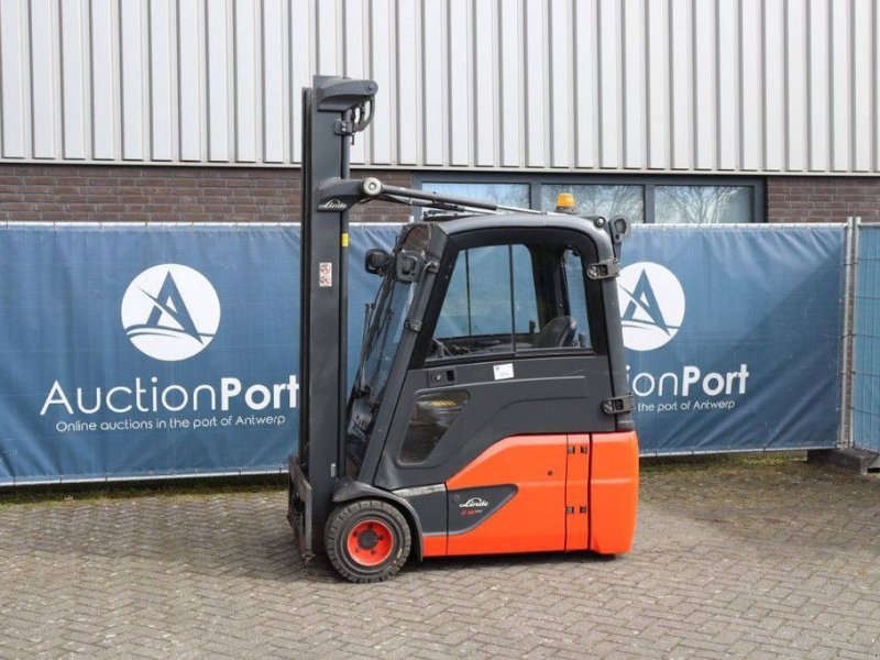 Frontstapler типа Linde E18-02, Gebrauchtmaschine в Antwerpen (Фотография 1)