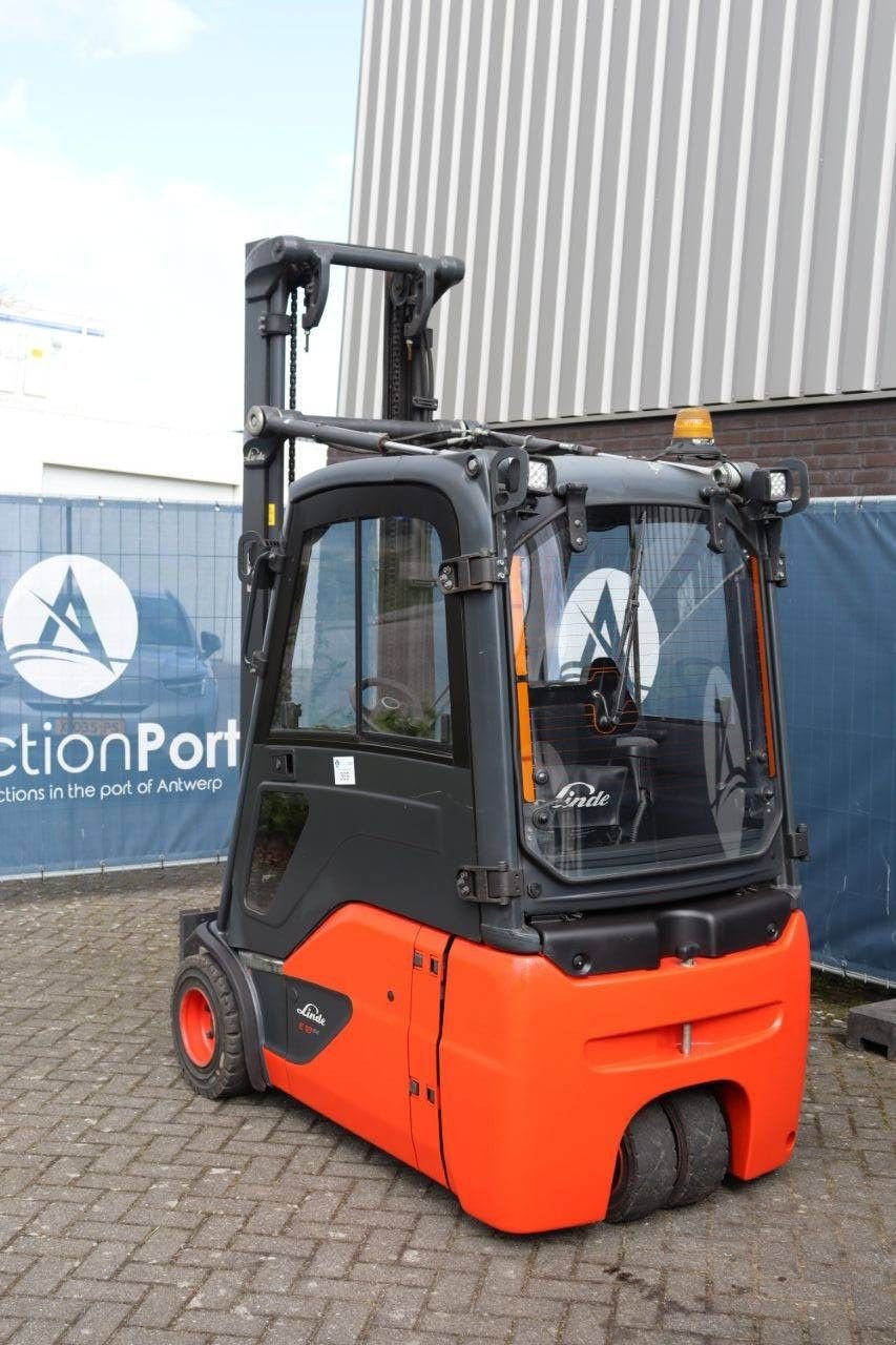 Frontstapler des Typs Linde E18-02, Gebrauchtmaschine in Antwerpen (Bild 4)