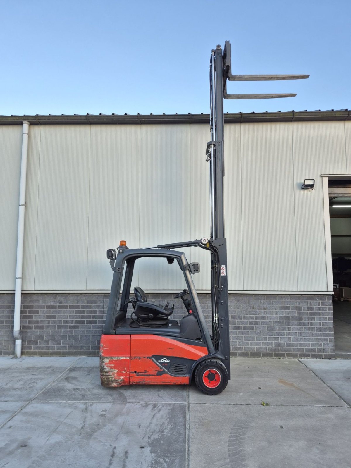 Frontstapler типа Linde E18-02, Gebrauchtmaschine в Biddinghuizen (Фотография 8)