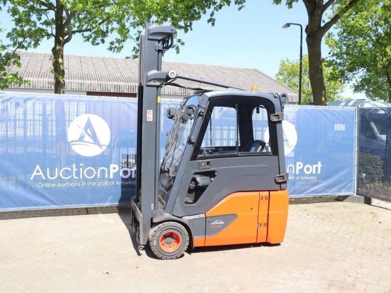 Frontstapler typu Linde E18, Gebrauchtmaschine v Antwerpen (Obrázek 1)