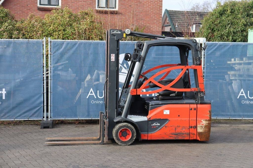 Frontstapler του τύπου Linde E18L-02, Gebrauchtmaschine σε Antwerpen (Φωτογραφία 1)