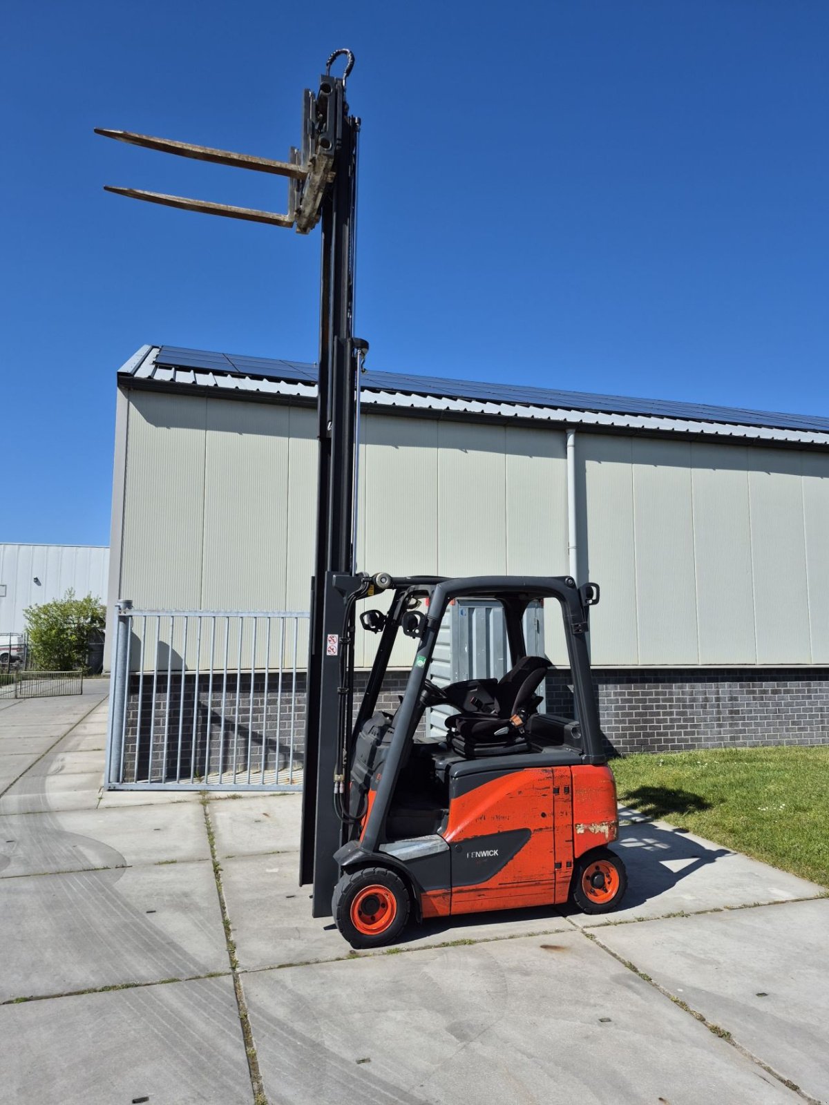 Frontstapler a típus Linde E18PH-02, Gebrauchtmaschine ekkor: Biddinghuizen (Kép 8)