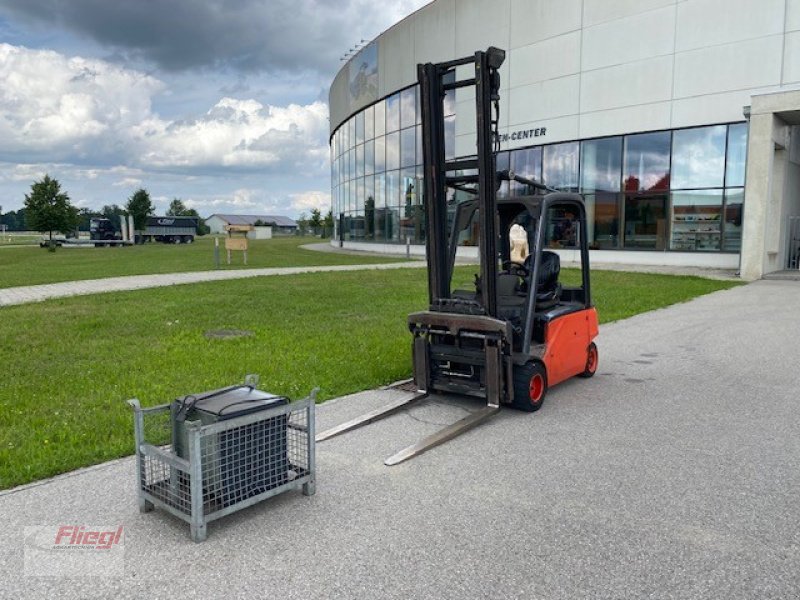 Frontstapler of the type Linde E20 PL 01, Gebrauchtmaschine in Mühldorf (Picture 1)