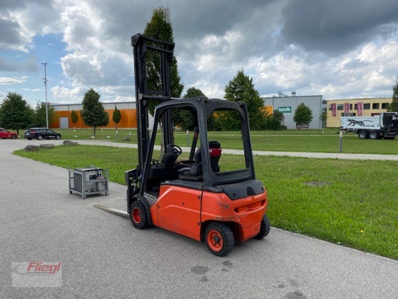 Frontstapler of the type Linde E20 PL 01, Gebrauchtmaschine in Mühldorf (Picture 4)