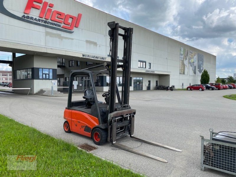 Frontstapler of the type Linde E20 PL 01, Gebrauchtmaschine in Mühldorf (Picture 9)