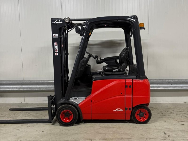 Frontstapler типа Linde E20, Gebrauchtmaschine в Vianen (Фотография 1)