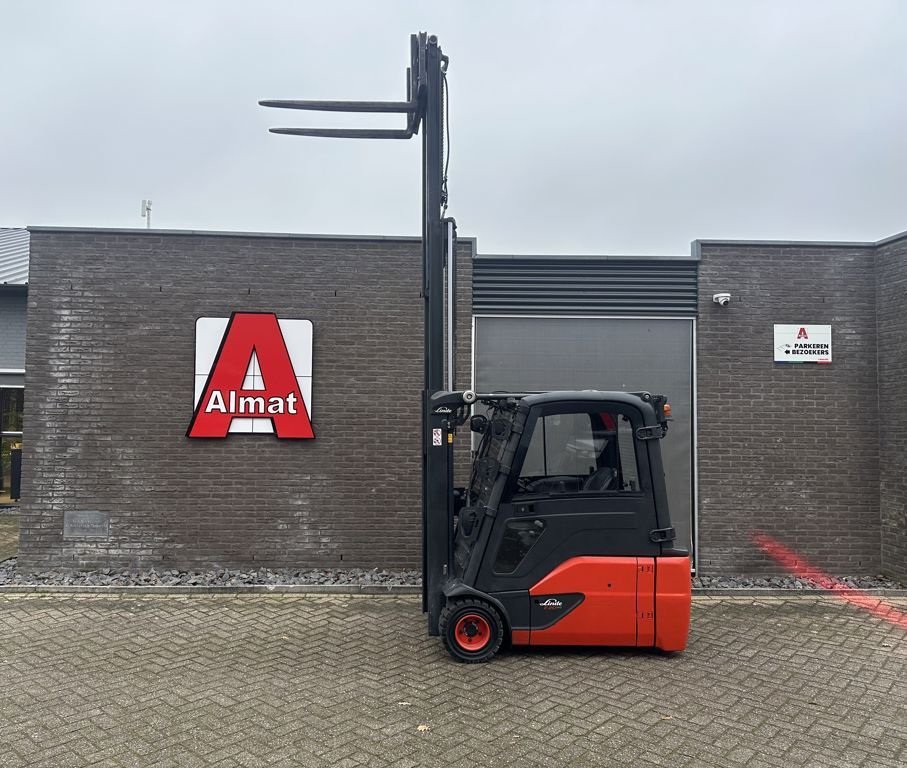 Frontstapler des Typs Linde E20L-02 Heftruck, Gebrauchtmaschine in Laren Gld (Bild 2)