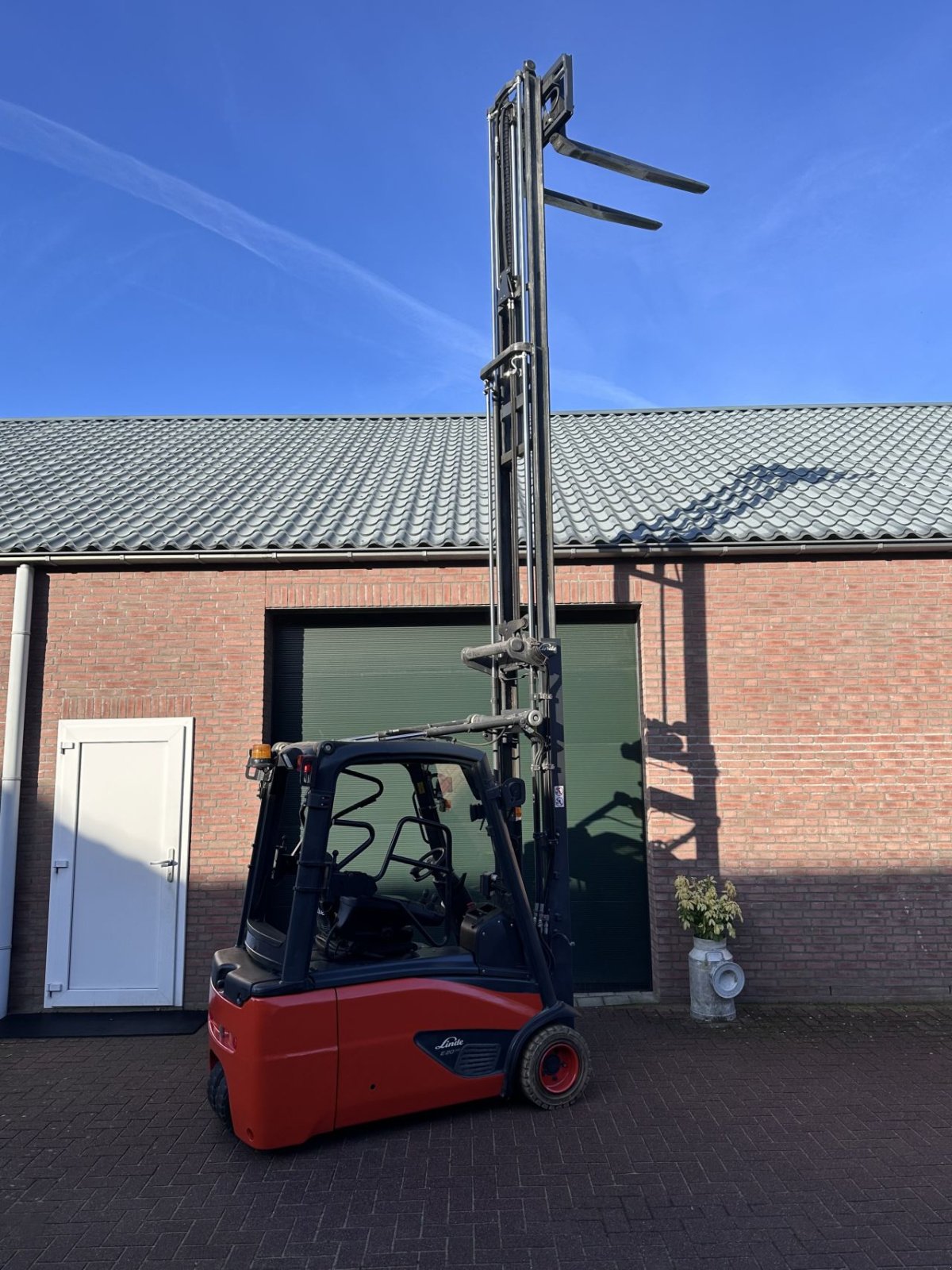 Frontstapler tip Linde E20L-02, Gebrauchtmaschine in Reusel (Poză 1)