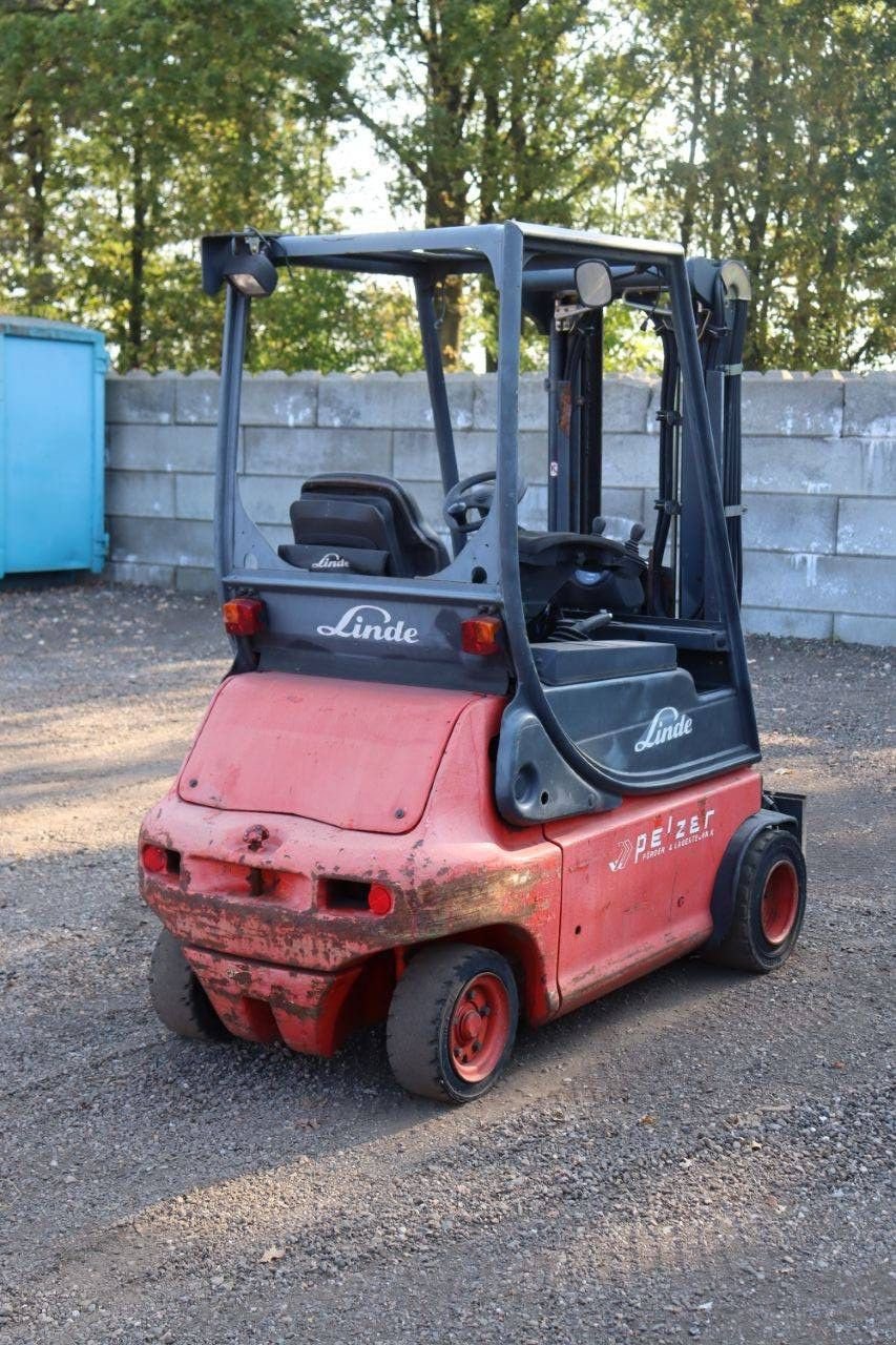 Frontstapler of the type Linde E20P-02, Gebrauchtmaschine in Antwerpen (Picture 7)