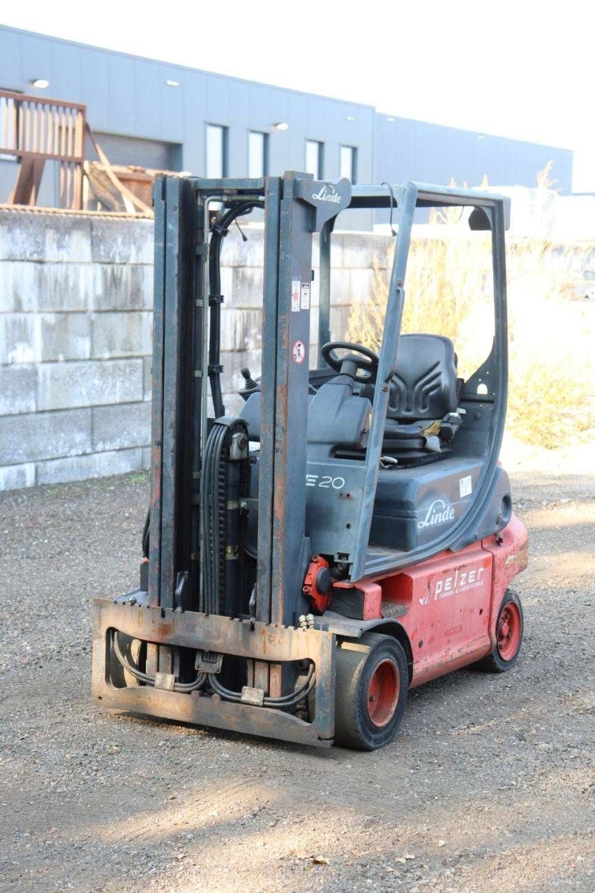 Frontstapler of the type Linde E20P-02, Gebrauchtmaschine in Antwerpen (Picture 10)