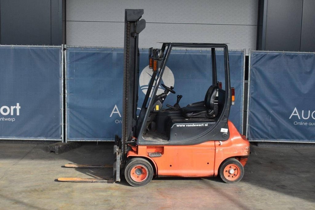 Frontstapler типа Linde E20P, Gebrauchtmaschine в Antwerpen (Фотография 2)