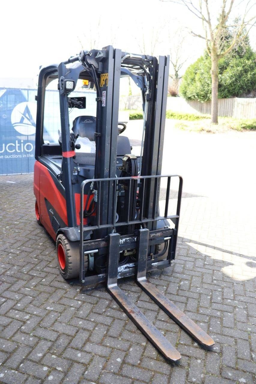 Frontstapler Türe ait Linde E20PH-02, Gebrauchtmaschine içinde Antwerpen (resim 8)