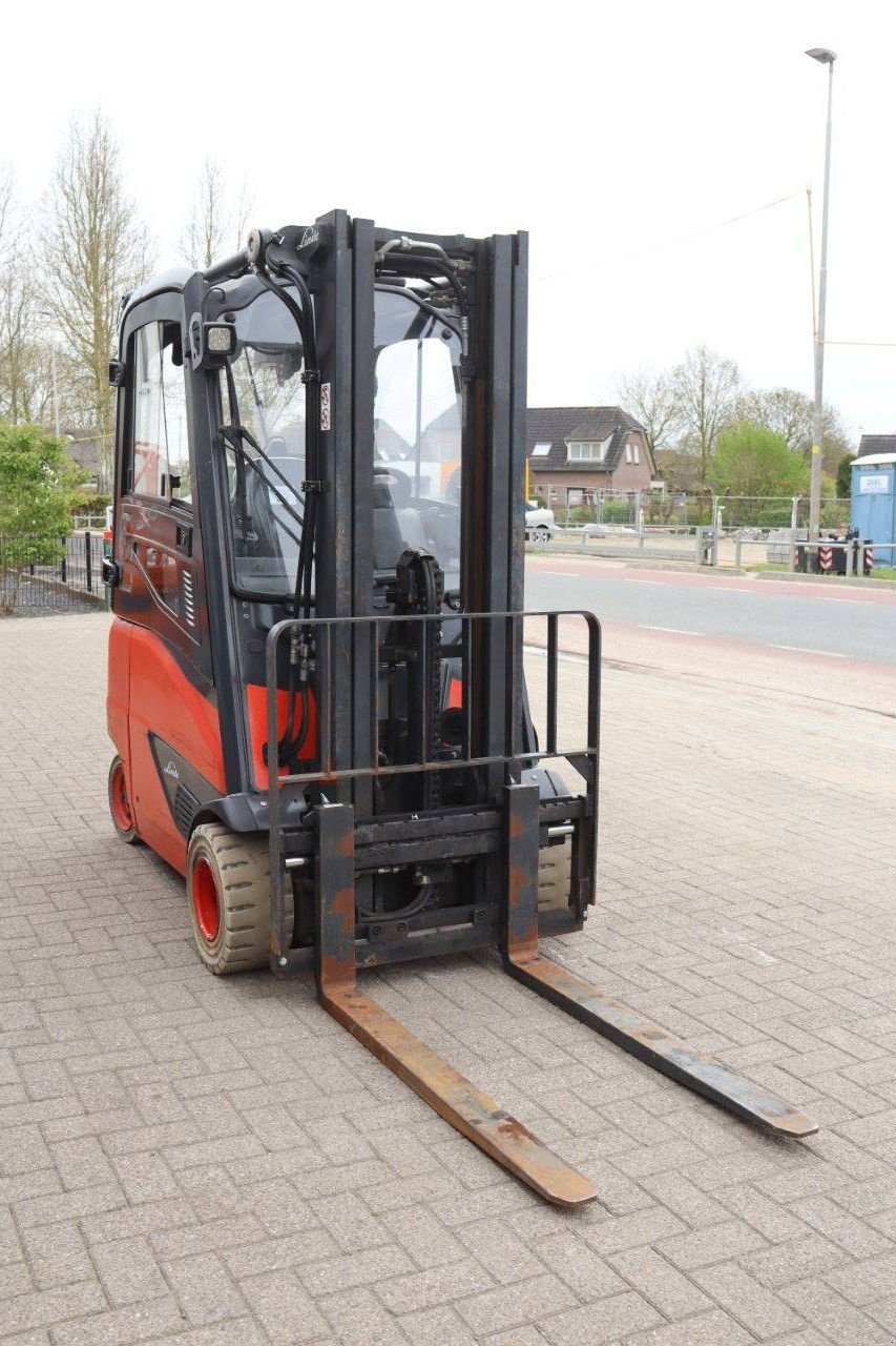 Frontstapler za tip Linde E20PH-02, Gebrauchtmaschine u Antwerpen (Slika 8)