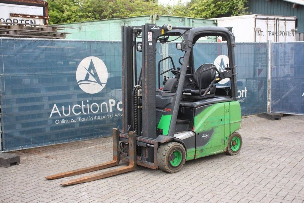 Frontstapler Türe ait Linde E20PH-02, Gebrauchtmaschine içinde Antwerpen (resim 9)