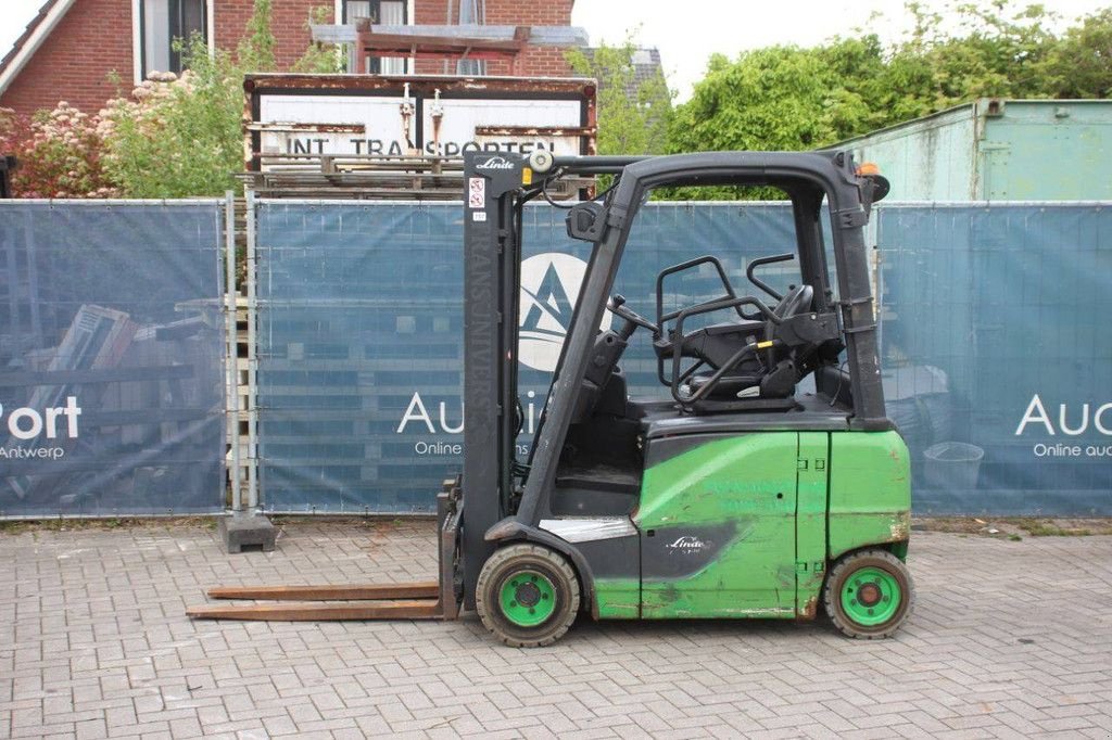Frontstapler Türe ait Linde E20PH-02, Gebrauchtmaschine içinde Antwerpen (resim 2)