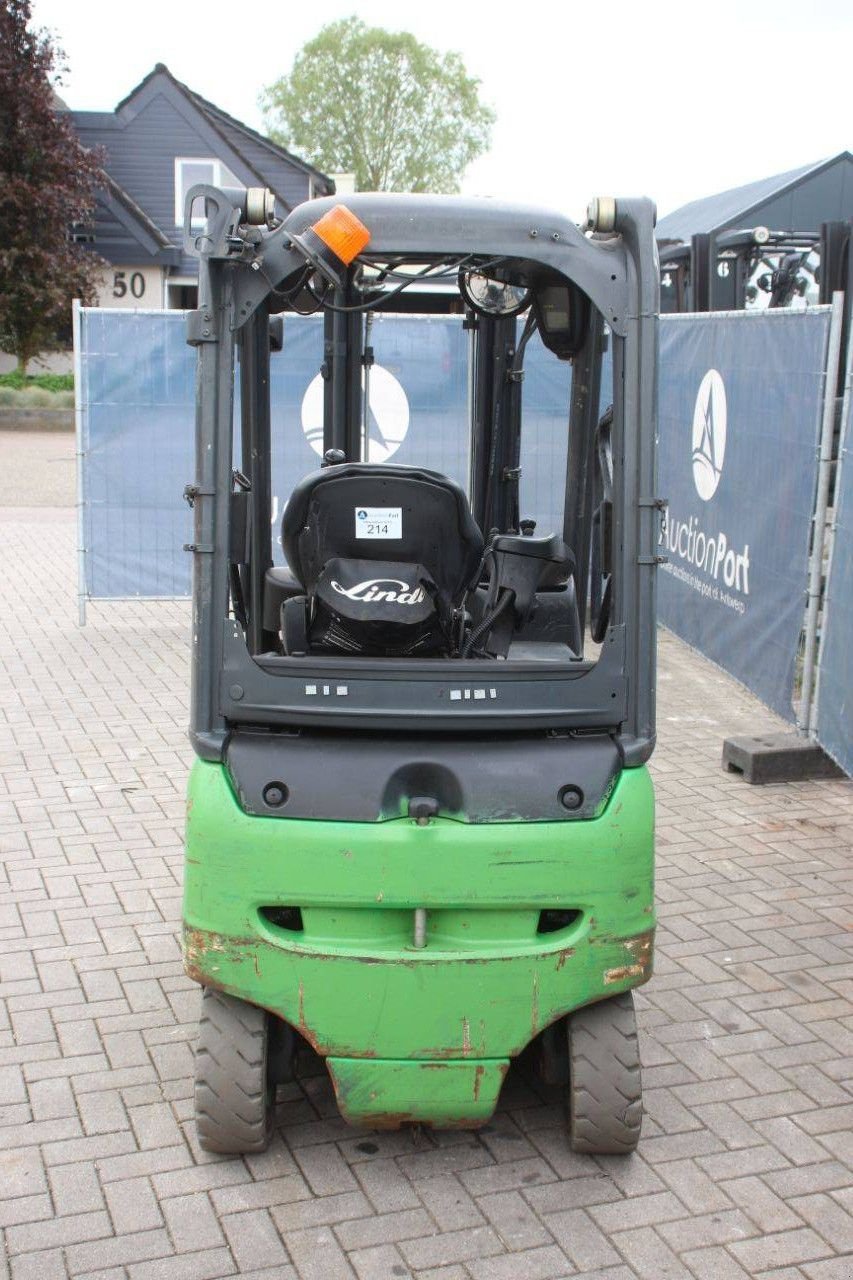 Frontstapler Türe ait Linde E20PH-02, Gebrauchtmaschine içinde Antwerpen (resim 4)
