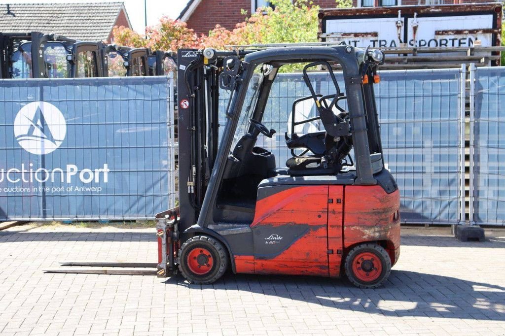 Frontstapler типа Linde E20PH-02, Gebrauchtmaschine в Antwerpen (Фотография 3)