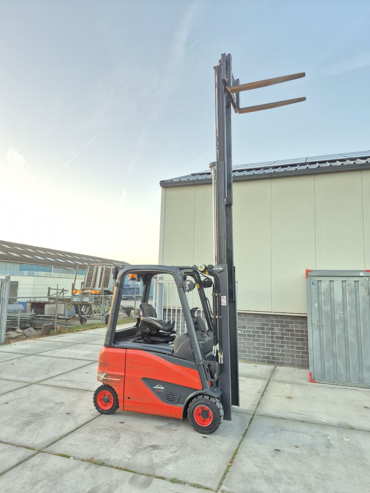 Frontstapler des Typs Linde E20PH-02, Gebrauchtmaschine in Biddinghuizen (Bild 8)