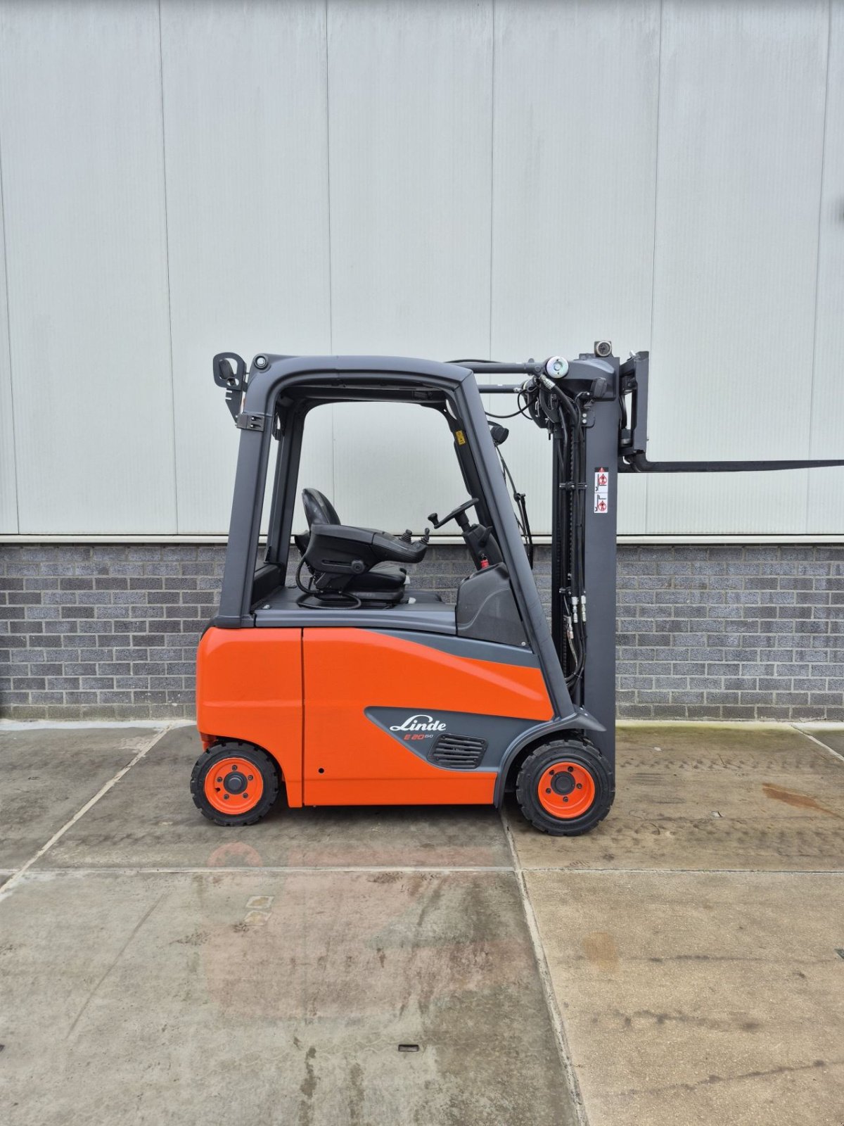 Frontstapler типа Linde E20PH-02, Gebrauchtmaschine в Biddinghuizen (Фотография 4)