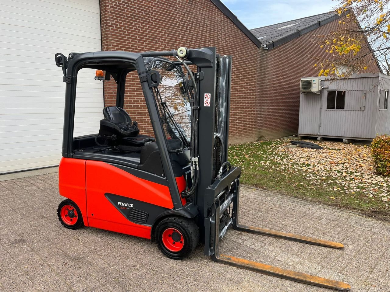 Frontstapler des Typs Linde E20PH-02, Gebrauchtmaschine in Buggenum (Bild 5)