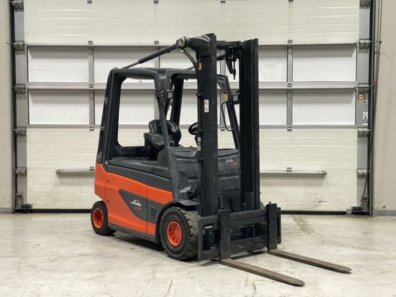 Frontstapler типа Linde E25-01-387, Gebrauchtmaschine в Leeuwarden (Фотография 5)