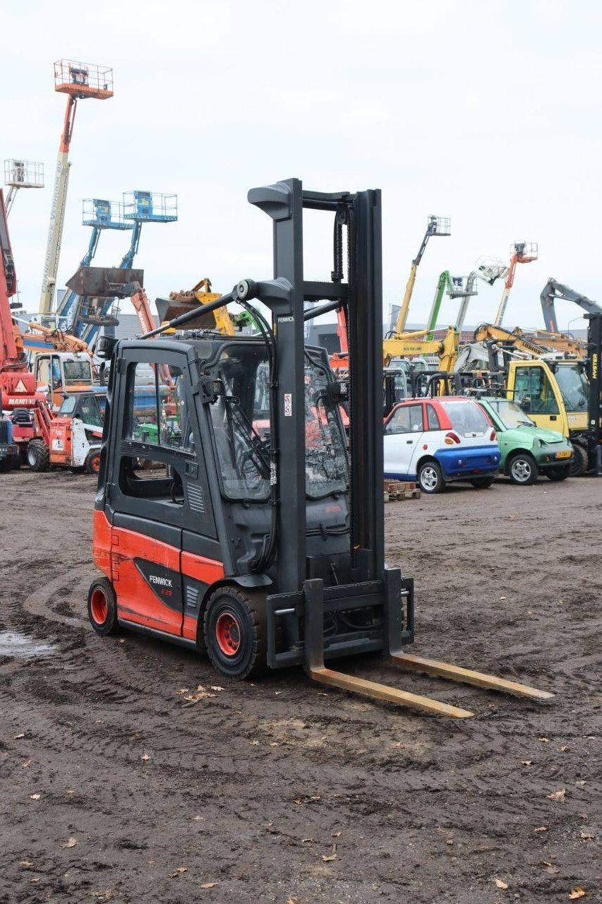 Frontstapler des Typs Linde E25-01, Gebrauchtmaschine in Antwerpen (Bild 8)