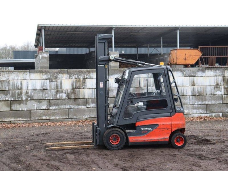 Frontstapler typu Linde E25-01, Gebrauchtmaschine v Antwerpen (Obrázek 1)