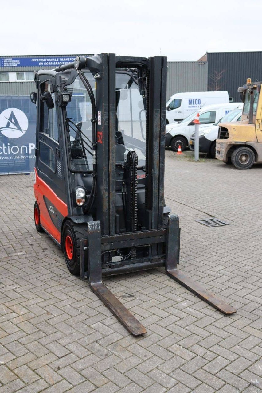 Frontstapler van het type Linde E25-01, Gebrauchtmaschine in Antwerpen (Foto 8)