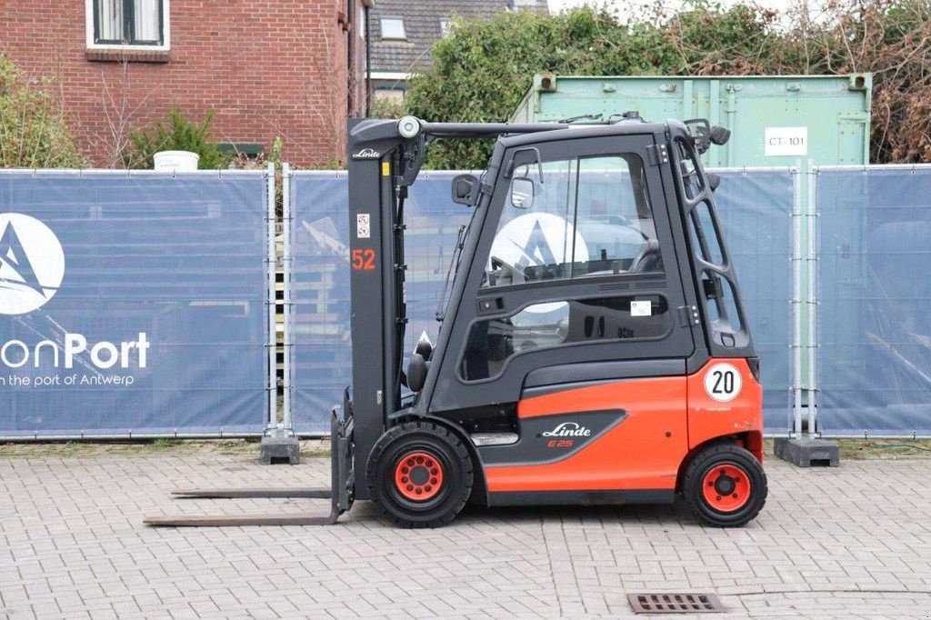 Frontstapler van het type Linde E25-01, Gebrauchtmaschine in Antwerpen (Foto 2)