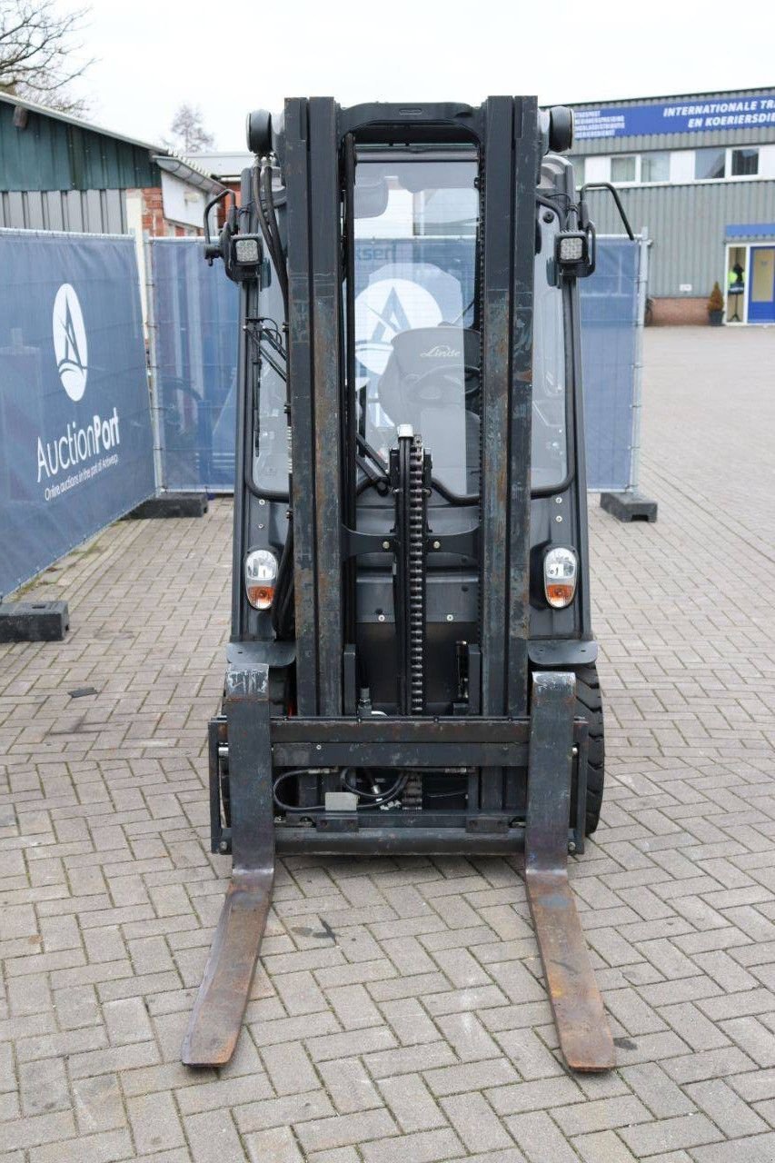 Frontstapler van het type Linde E25-01, Gebrauchtmaschine in Antwerpen (Foto 9)