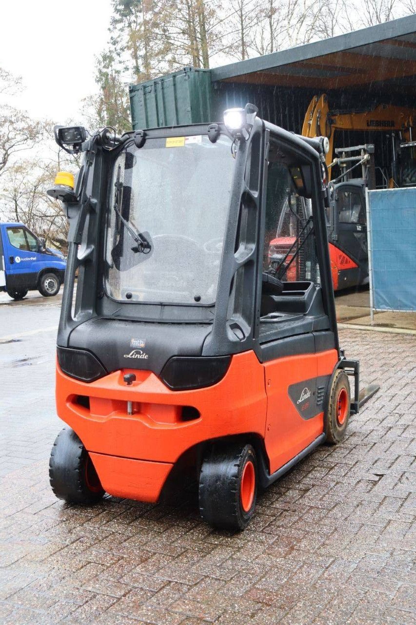 Frontstapler des Typs Linde E25-01, Gebrauchtmaschine in Antwerpen (Bild 7)