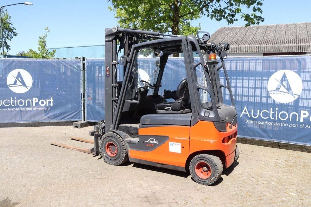 Frontstapler от тип Linde E25-01, Gebrauchtmaschine в Antwerpen (Снимка 3)