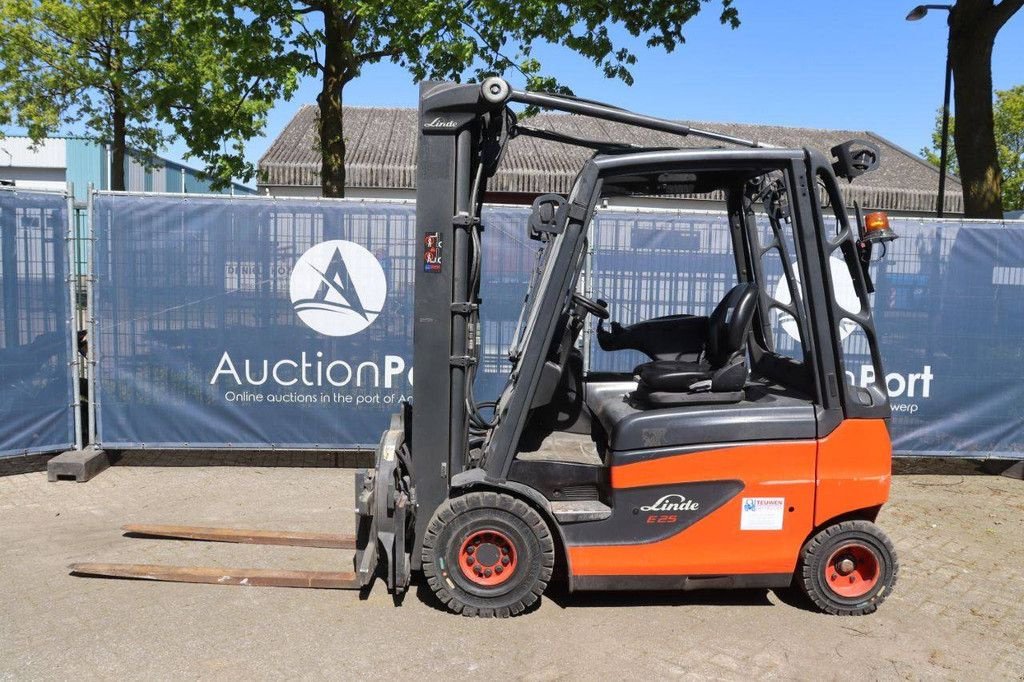 Frontstapler от тип Linde E25-01, Gebrauchtmaschine в Antwerpen (Снимка 2)