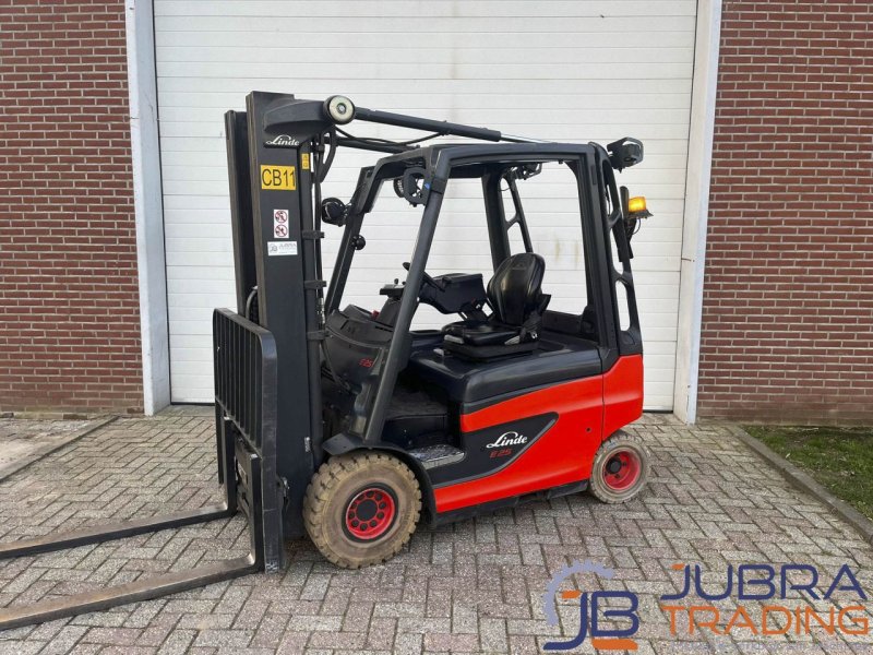 Frontstapler a típus Linde E25-01, Gebrauchtmaschine ekkor: Buggenum (Kép 1)