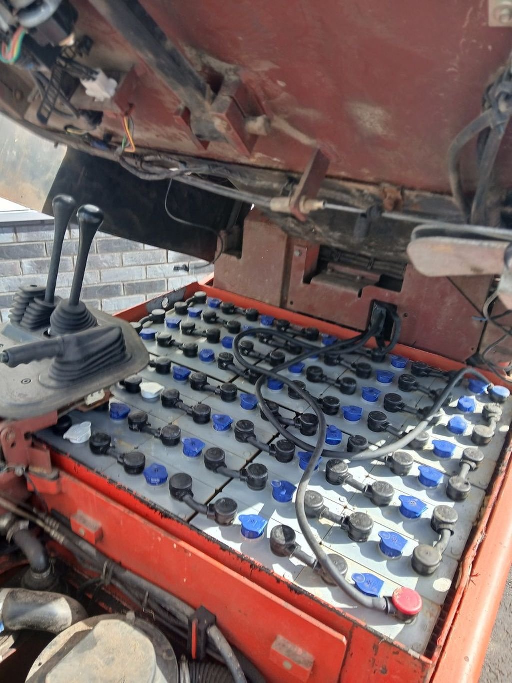 Frontstapler Türe ait Linde E25-01, Gebrauchtmaschine içinde Swifterbant (resim 9)