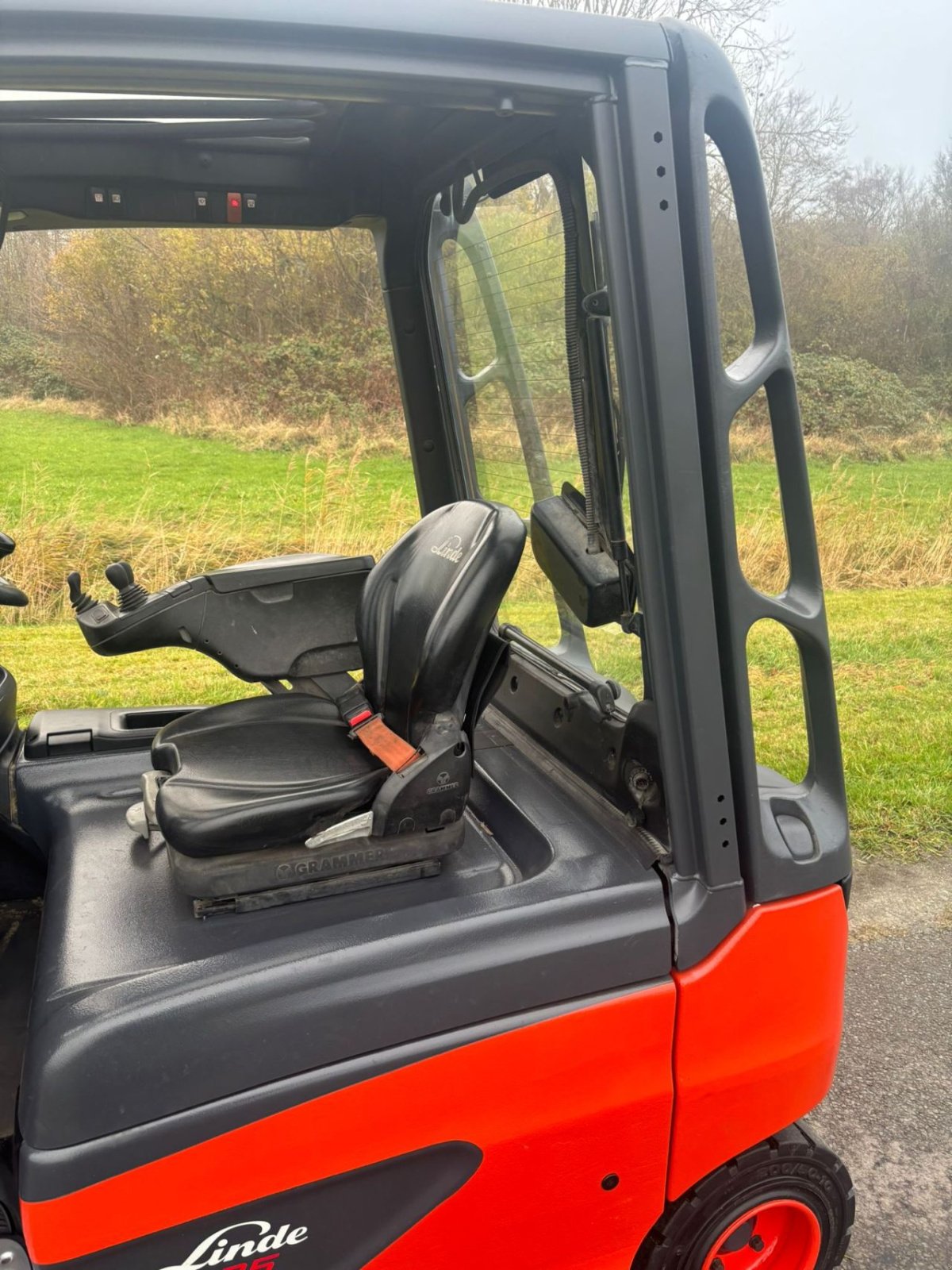 Frontstapler του τύπου Linde E25-01, Gebrauchtmaschine σε Lelystad (Φωτογραφία 7)