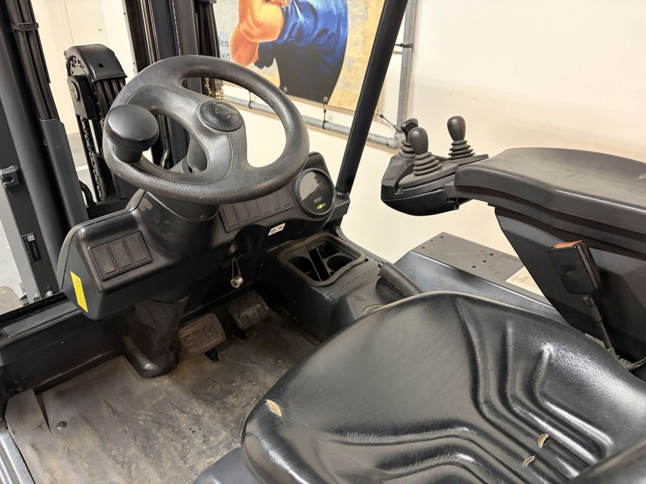 Frontstapler типа Linde E25-02-336, Gebrauchtmaschine в Leeuwarden (Фотография 3)