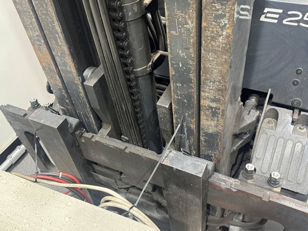 Frontstapler Türe ait Linde E25-02, Gebrauchtmaschine içinde Antwerpen (resim 9)