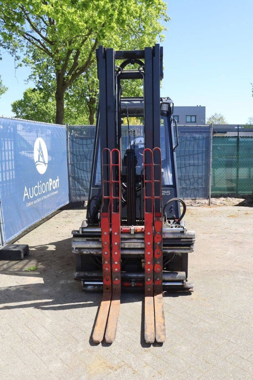 Frontstapler des Typs Linde E25-02, Gebrauchtmaschine in Antwerpen (Bild 9)