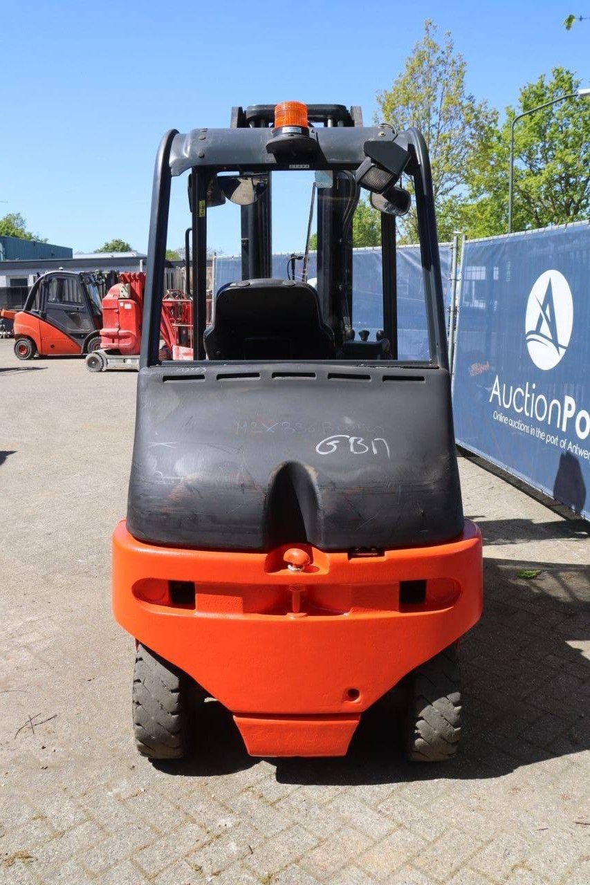 Frontstapler des Typs Linde E25-02, Gebrauchtmaschine in Antwerpen (Bild 5)