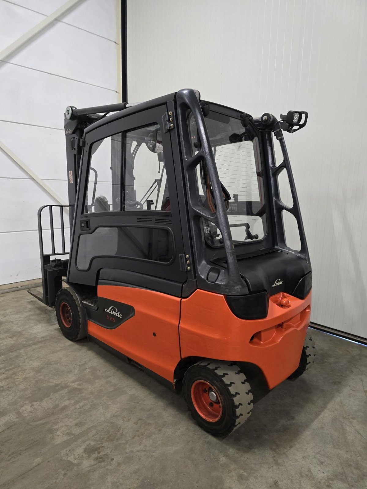 Frontstapler typu Linde E25-02, Gebrauchtmaschine v Vlierden (Obrázek 1)
