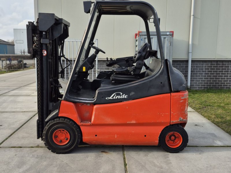 Frontstapler van het type Linde E25-03/600, Gebrauchtmaschine in Biddinghuizen (Foto 1)