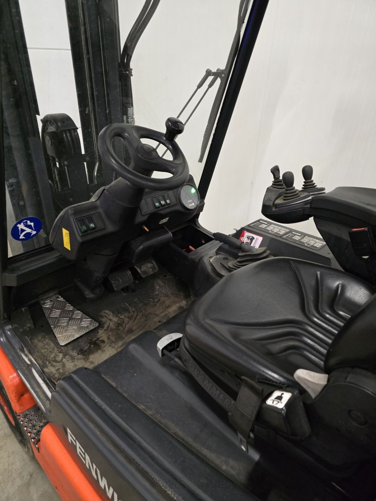 Frontstapler typu Linde E25-03, Gebrauchtmaschine v Vlierden (Obrázek 4)