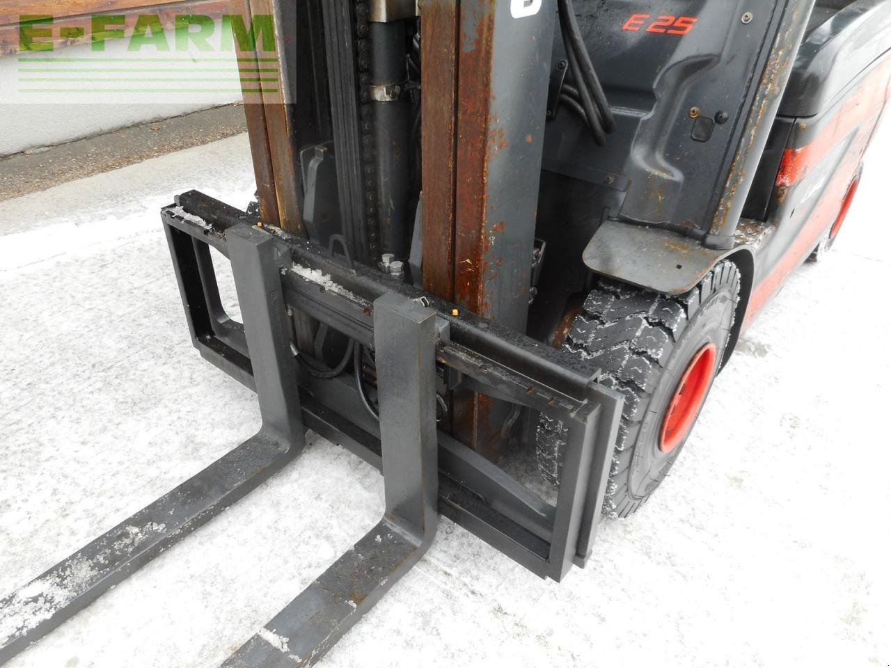 Frontstapler typu Linde e25-1 triplex + ss + 4. kreis ( batterie bj. 202, Gebrauchtmaschine v ST. NIKOLAI/DR. (Obrázek 13)