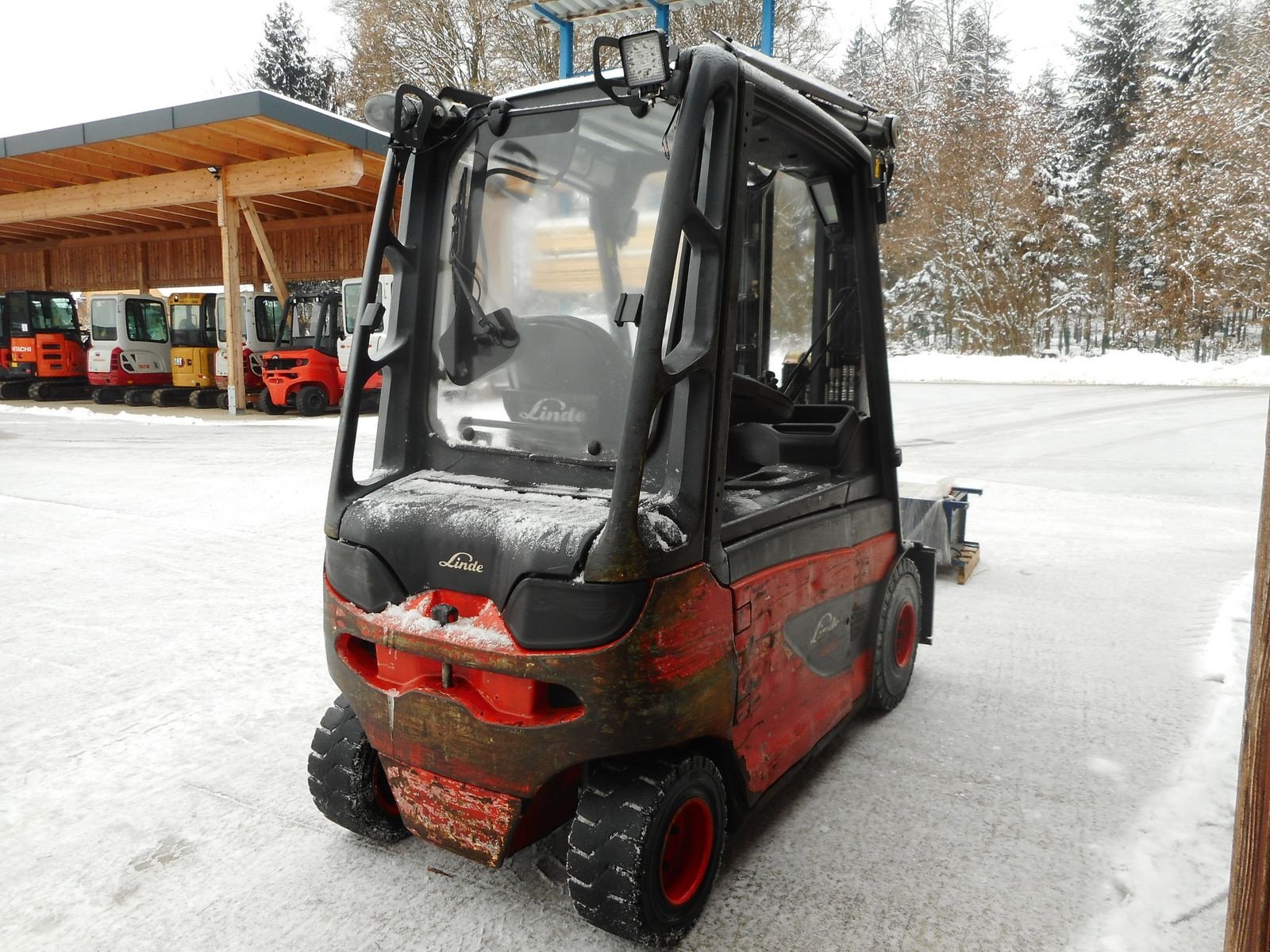 Frontstapler des Typs Linde E25-1 Triplex + SS + 4. Kreis ( Batterie Bj. 202, Gebrauchtmaschine in St. Nikolai ob Draßling (Bild 4)