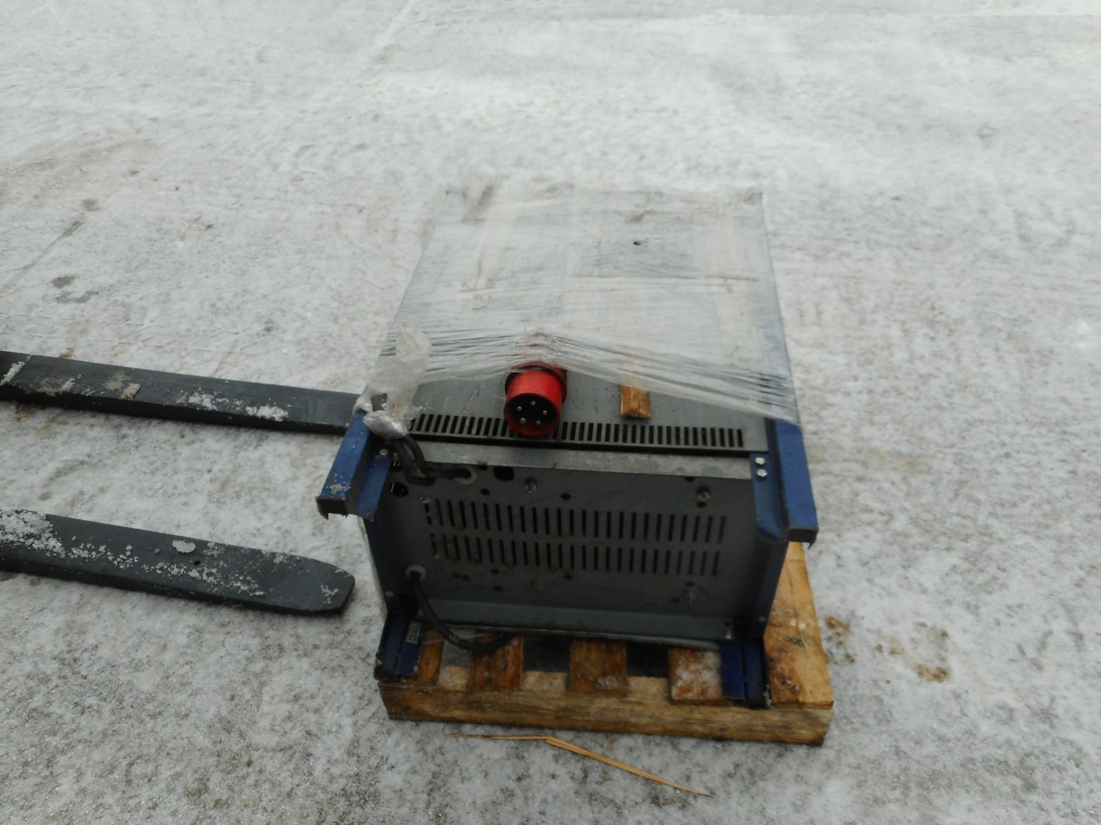 Frontstapler des Typs Linde E25-1 Triplex + SS + 4. Kreis ( Batterie Bj. 202, Gebrauchtmaschine in St. Nikolai ob Draßling (Bild 7)