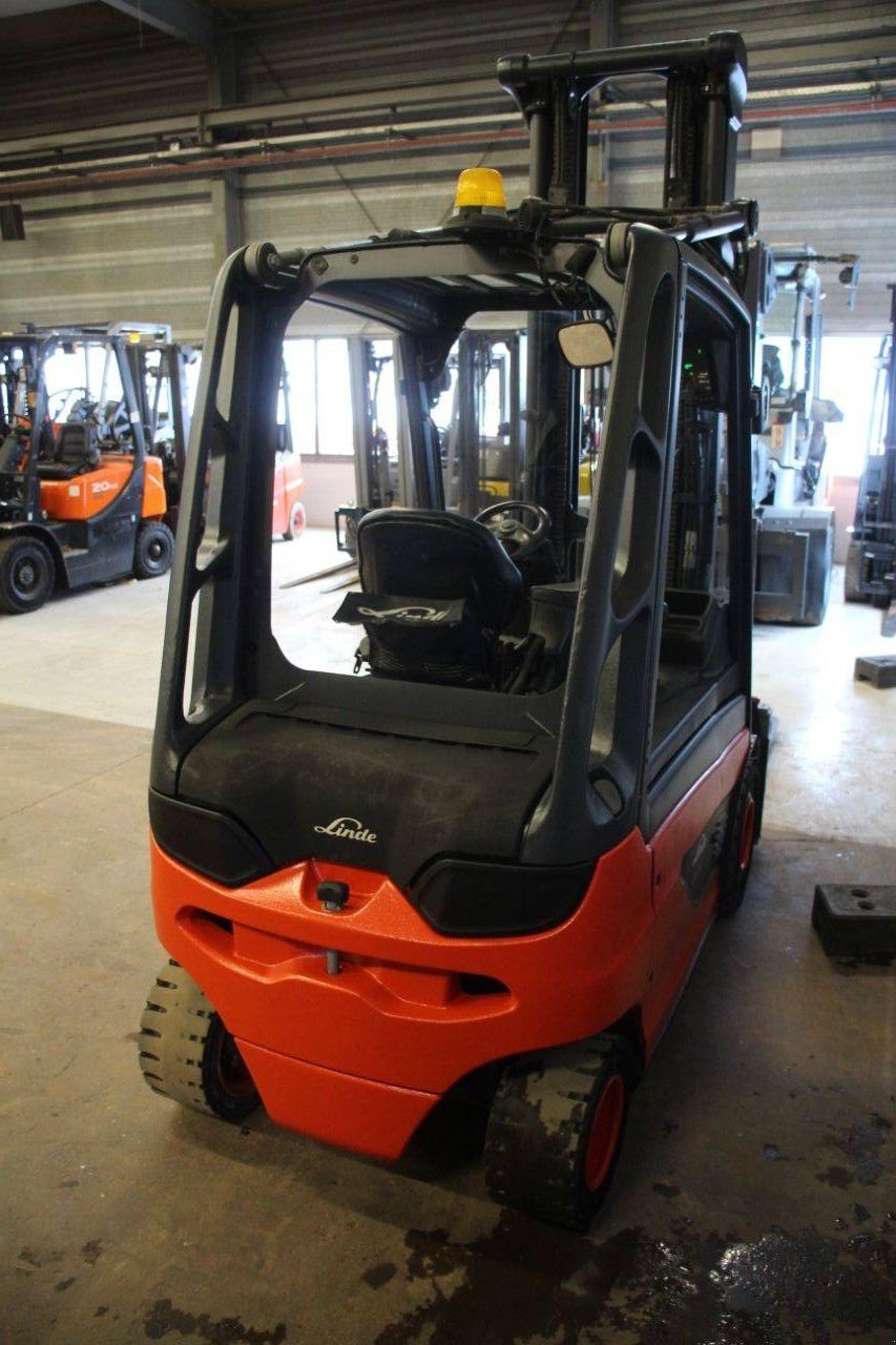 Frontstapler от тип Linde E25, Gebrauchtmaschine в Antwerpen (Снимка 5)